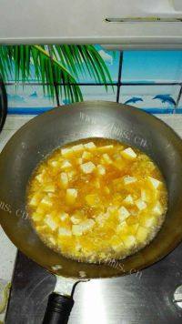 酸辣泡菜豆腐汤做法图解6)