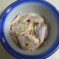 色香味俱全的蜜汁烤鸡翅做法图解2)