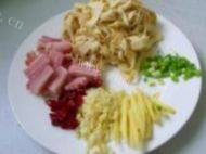 美味的咸肉蒸百叶做法图解1)