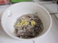 美味的金丝虾球做法图解1)