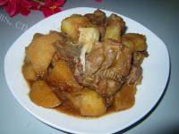 美味的土豆排骨