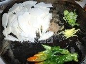 家常菜清炒山药片做法图解2)