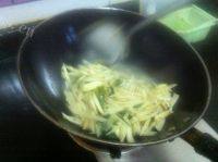 家常菜青椒茭白