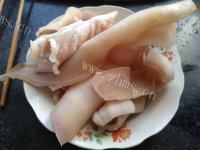 十分诱人的肉皮冻做法图解3)