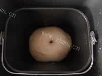 柔软的日式炼乳吐司做法图解6)