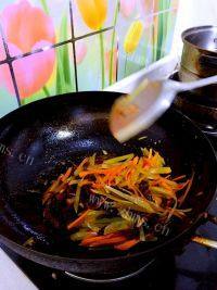 很喜欢的鱼香肉丝做法图解5)