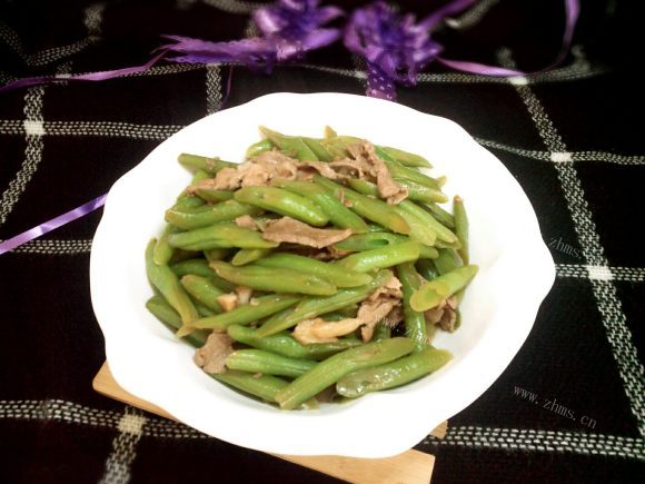 鲜美可口的豆角炒肉