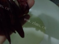可口的水煮肉片做法图解7)