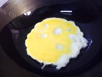 色泽鲜亮的蛋包饭做法图解6)