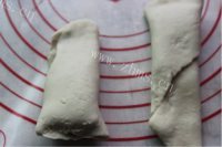 美味的葱花油饼做法图解9)