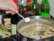 美味的乡巴佬鹌鹑蛋做法图解3)