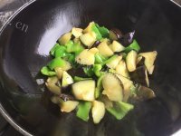 鲜美可口的烧茄子做法图解11)
