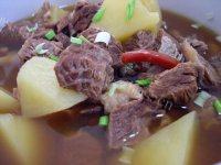 「美味可口」牛肉炖土豆
