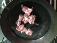 养生排骨莲藕汤做法图解2)