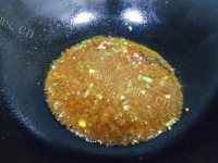 美味的酱鸡爪做法图解3)