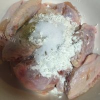 独特的炸鸡翅做法图解3)