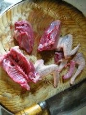 玉竹沙参炖乳鸽做法图解2)