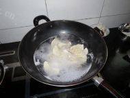 美味的三鲜饺子做法图解8)
