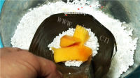 好吃的芒果水晶粽子做法图解5)