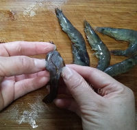 芝士香草焗对虾的做法图解三