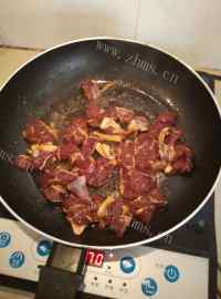 美味的香菇牛肉小炒做法图解5)