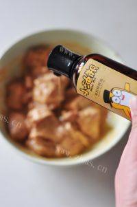家常菜芋头蒸排骨做法图解3)