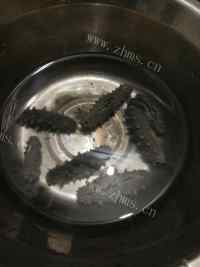 好喝的排骨海参汤做法图解2)