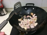 美味营养的土豆烧肉做法图解2)