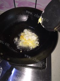 自制肉丝炒年糕做法图解2)