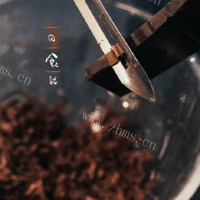 可口的棉花糖热巧克力做法图解2)