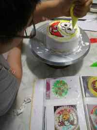 美味营养的生日蛋糕做法图解5)