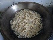 凉拌千张丝做法图解3)
