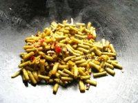 开胃的腌酸豆角做法图解17)