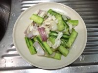 家常丝瓜洋葱炒鲜鱿做法图解15)