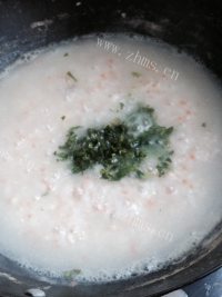 美味的干贝鸡肉粥做法图解6)