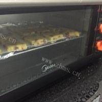 诱人的蔓越莓饼干做法图解9)
