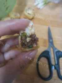 豆泡酿肉做法图解3)