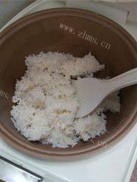 色味俱全的西红柿炒饭做法图解1)