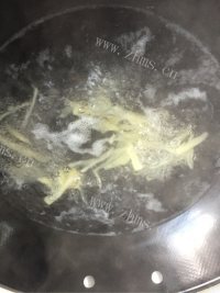 五味俱全的凉拌土豆丝做法图解2)