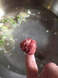 牛肉丸子萝卜汤做法图解14)
