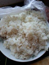 酥嫩香肠蛋炒饭做法图解1)