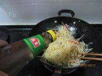 「DIY美食」醋溜土豆丝做法图解17)