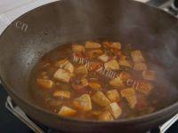 香菇肉酱炖豆腐的做法图解六