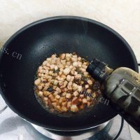 好吃的双蔬焖饭做法图解7)