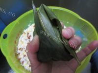 好吃的尖角素粽子做法图解10)