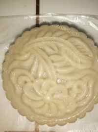 自制五仁冰皮月饼