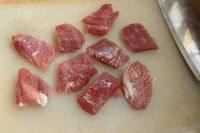 美味的菠萝咕咾肉做法图解1)