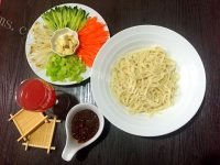 回味无穷的老北京炸酱面做法图解8)