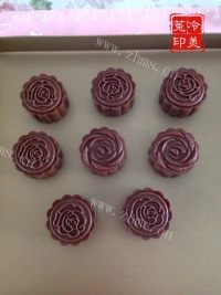 美味的巧克力月饼做法图解16)