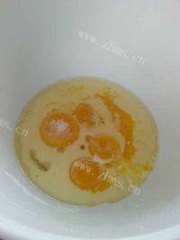 懒人电饭煲抹茶蛋糕做法图解5)